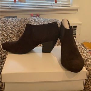 Vaneli chocolate brown shoe booties